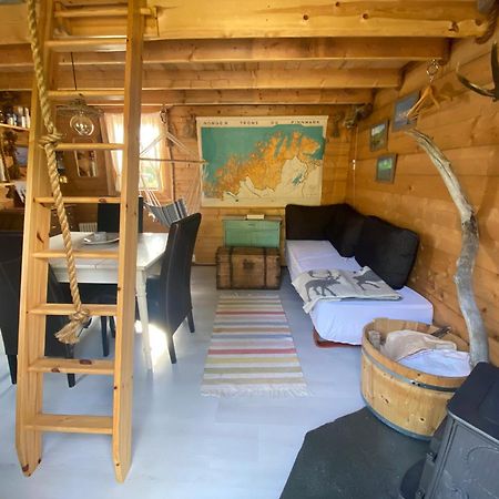 Bardu Huskylodge Luaran gambar
