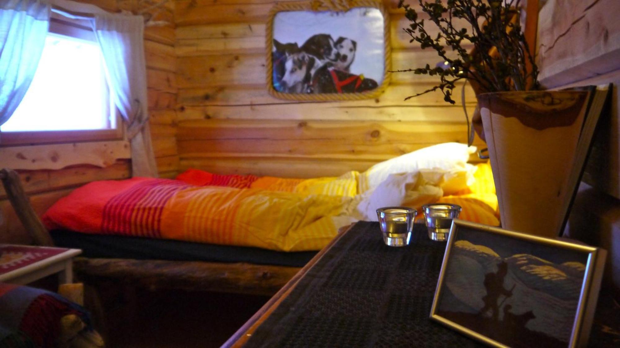 Bardu Huskylodge Luaran gambar
